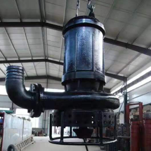 Pompe à lisier submersible de 15 kW avec sortie de décharge DN100 et alliage à haute teneur en chrome pour le traitement des lisiers abrasifs