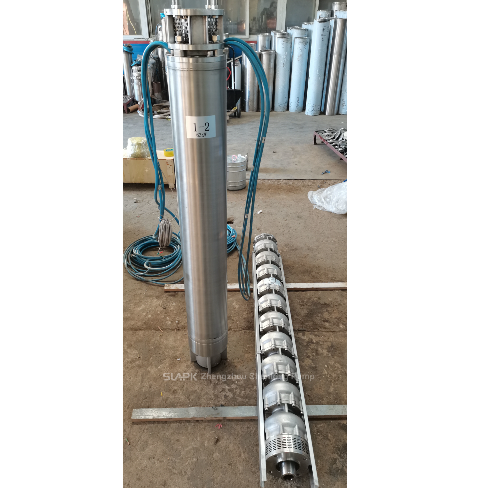 Pompes submersibles en acier inoxydable de 140 kW avec une tête de 220 m et un débit de 136 m3/h pour les applications de puits profonds