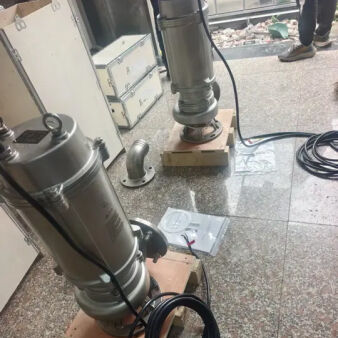 Pompe submersible pour eaux usées en acier inoxydable 45 kW 440 V 60 Hz pour l'évacuation des eaux usées à haut débit